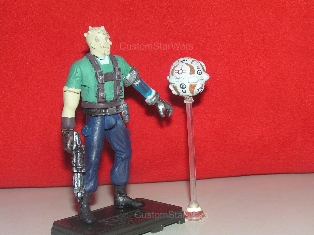 Bao Dur_custom figura gyakorló gömb droidjával