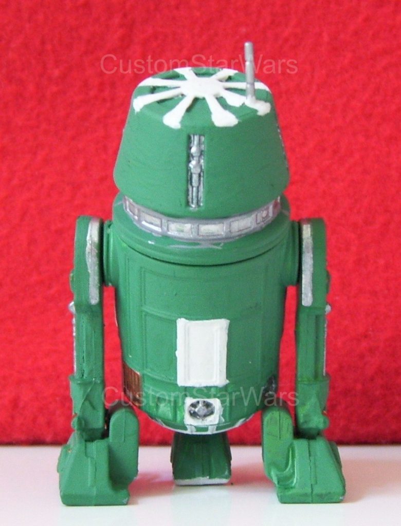 custom R5 droid figura hátulról